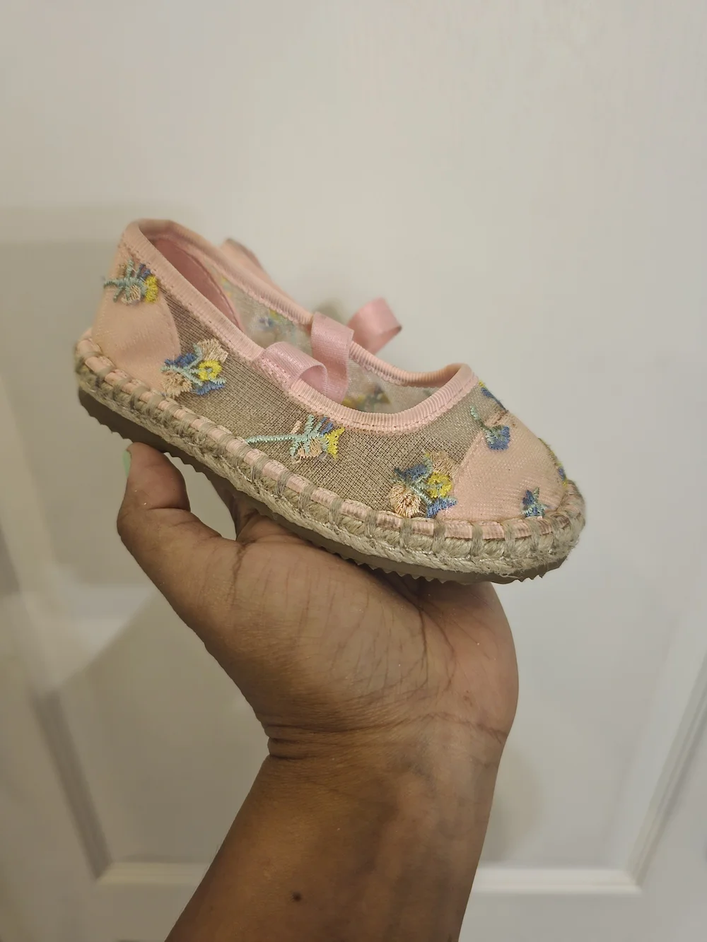 Cat & Jack Pink Embroidered Floral Mary Jane Shoes